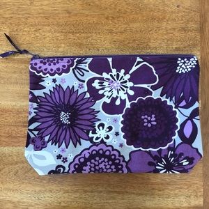 NWOT Thirty One Gifts zipper pouch
